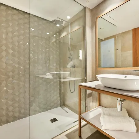 Отель Insotel 5*