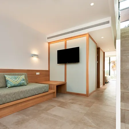 Insotel Punta Prima 5*