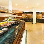 音索特蓬普瑞玛度假酒店 5* 蓬塔普里马
